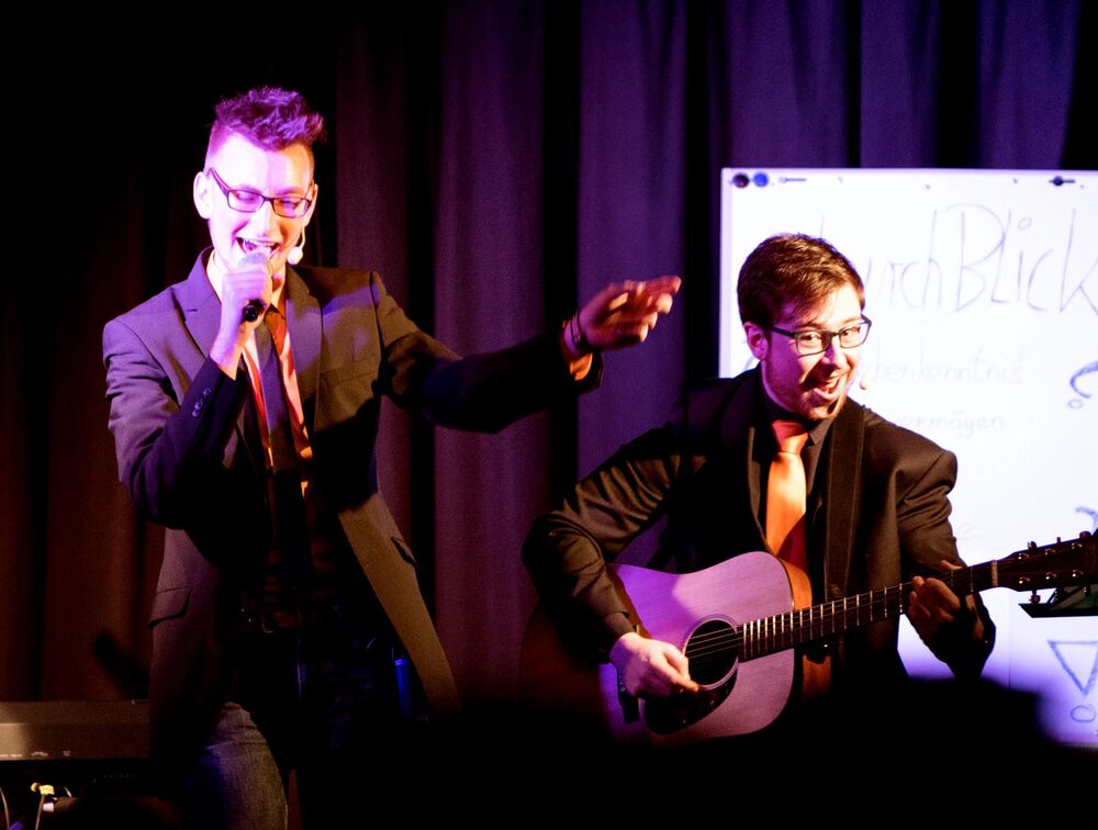 BTT - Statttheater | DURCH.BLICK - MAX & PILLE