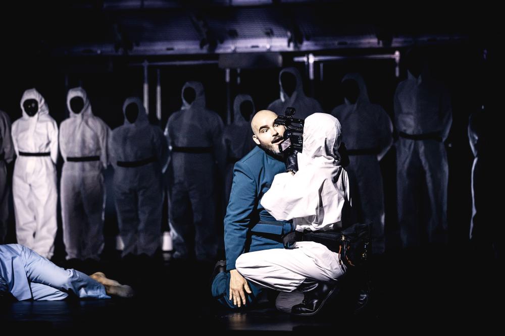 Anthony Webb &amp; Opernchor Anthony Webb & Opernchor © Marie Liebig