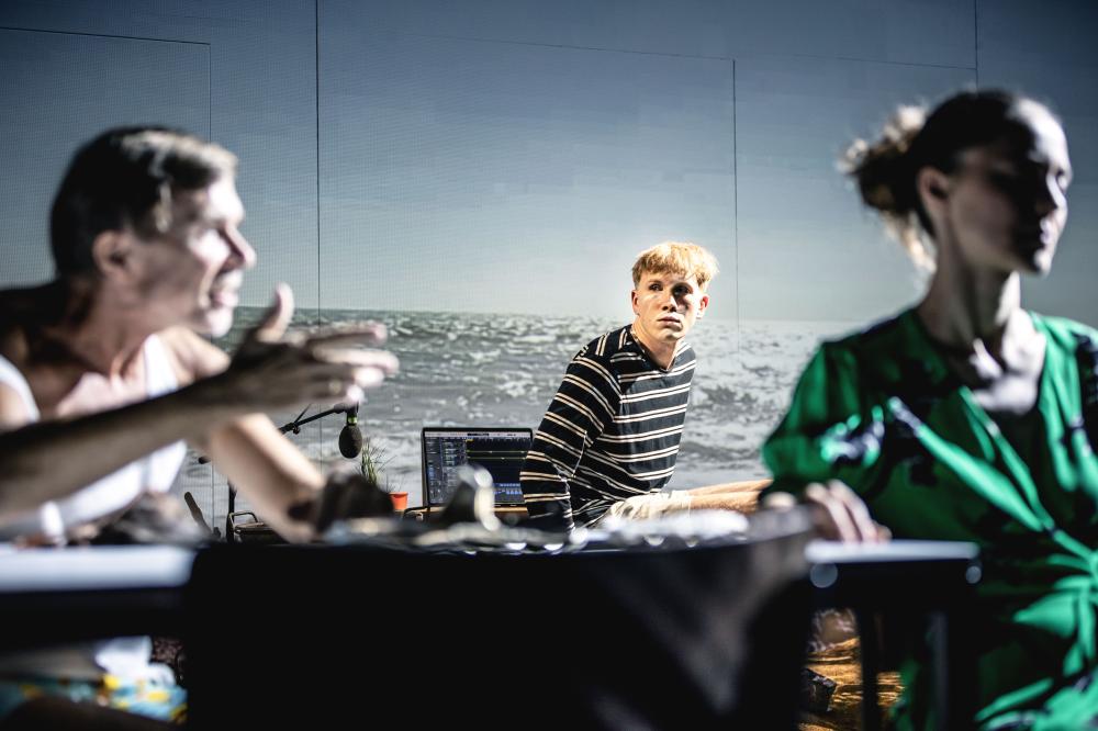 Michael Haake, Jonas Julian Niemann, Kathrin Berg Michael Haake, Jonas Julian Niemann, Kathrin Berg © Marie Liebig