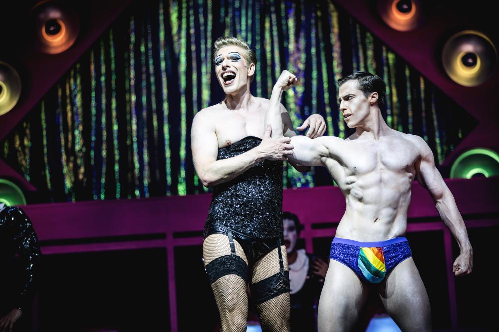 Philipp Dietrich &amp; Stephen Dole