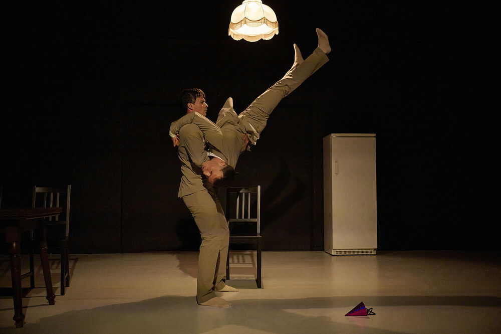 Leander Veizi, Vincent Wodrich